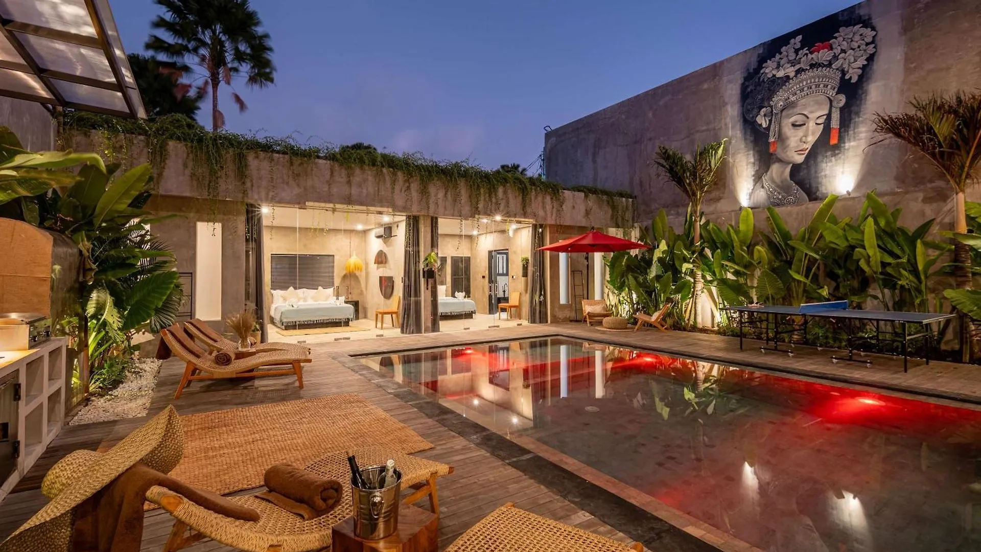 Ferienhaus Artistic 4Bd Villa With Private Pool & Jungle Vibes Seminyak
